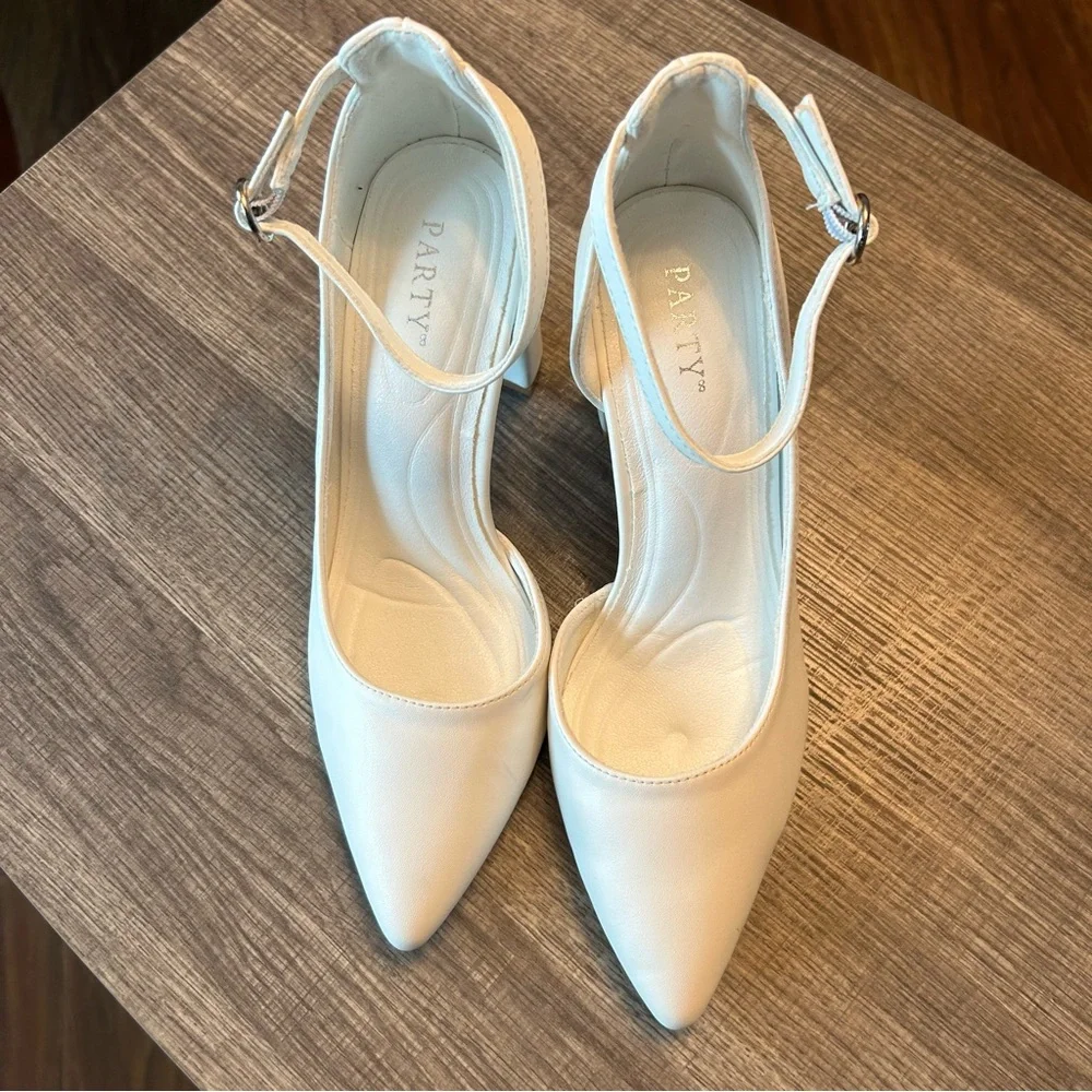 PARTY Women's 3.5 inch chunky heel ankle strap pumps size 8 - Picture 7 of 11